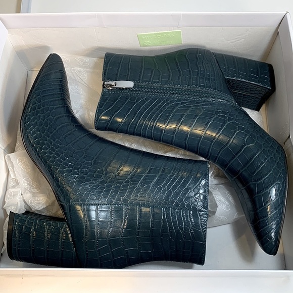 Steve Madden Nadalie Pointed Toe Vegan Crocodile Booties NWB - Picture 7 of 8